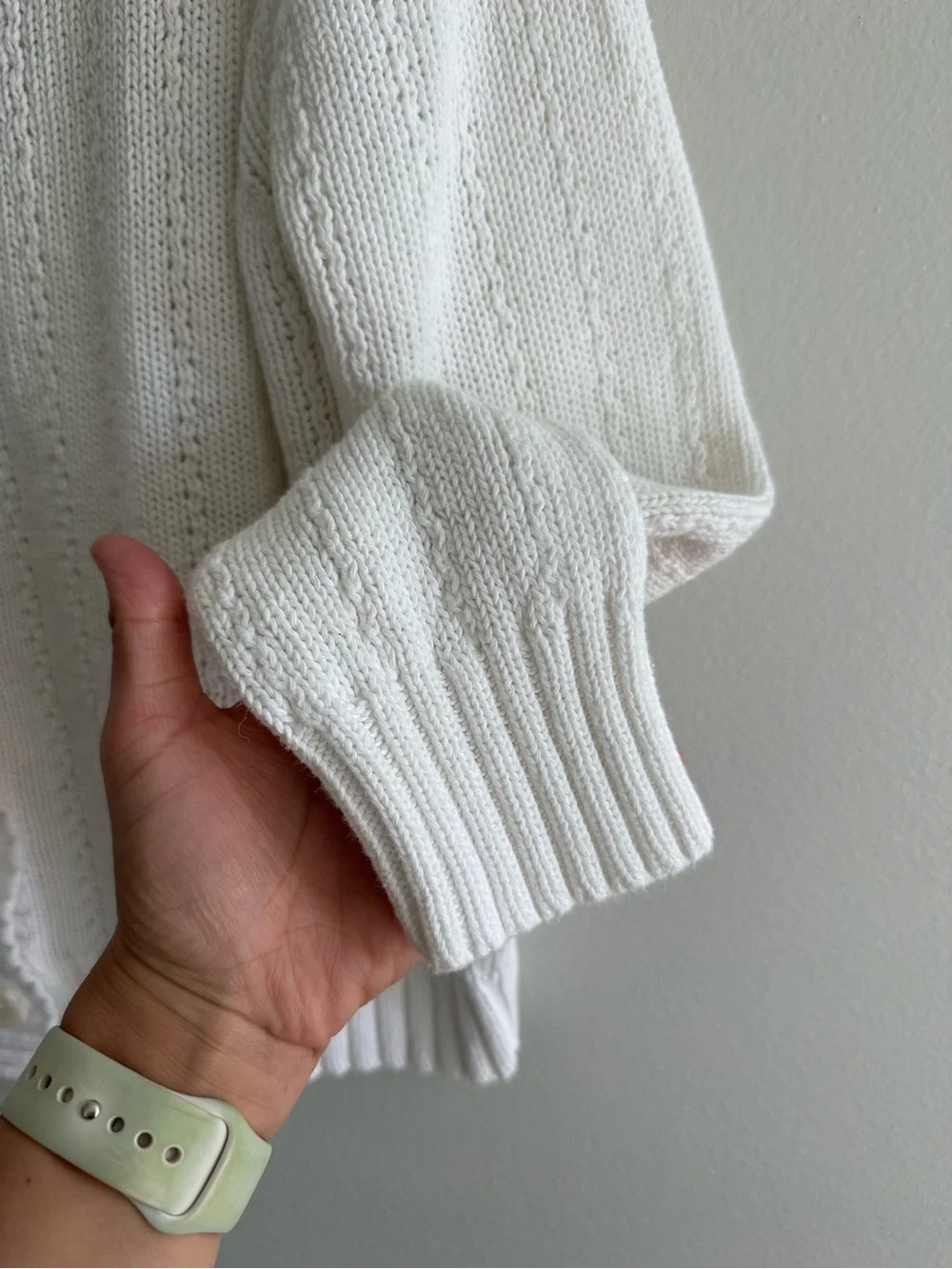 Vintage Classic Elements Chunky Knit White Cardigan Women’s Small or Girls Large